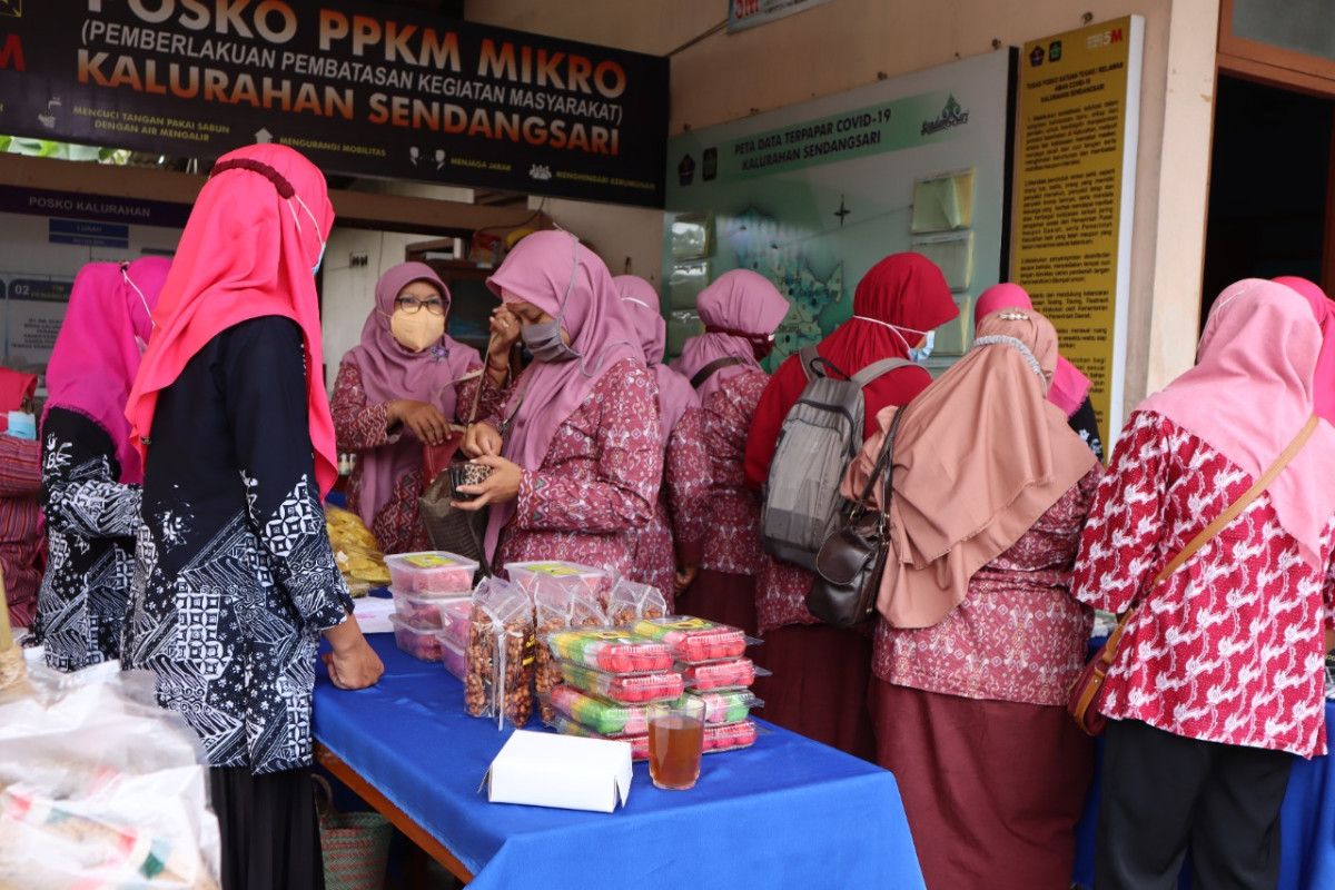 Bazaar Makanan Tradisional Mewarnai Study Banding PKK Gadingsari Kabupaten Bantul